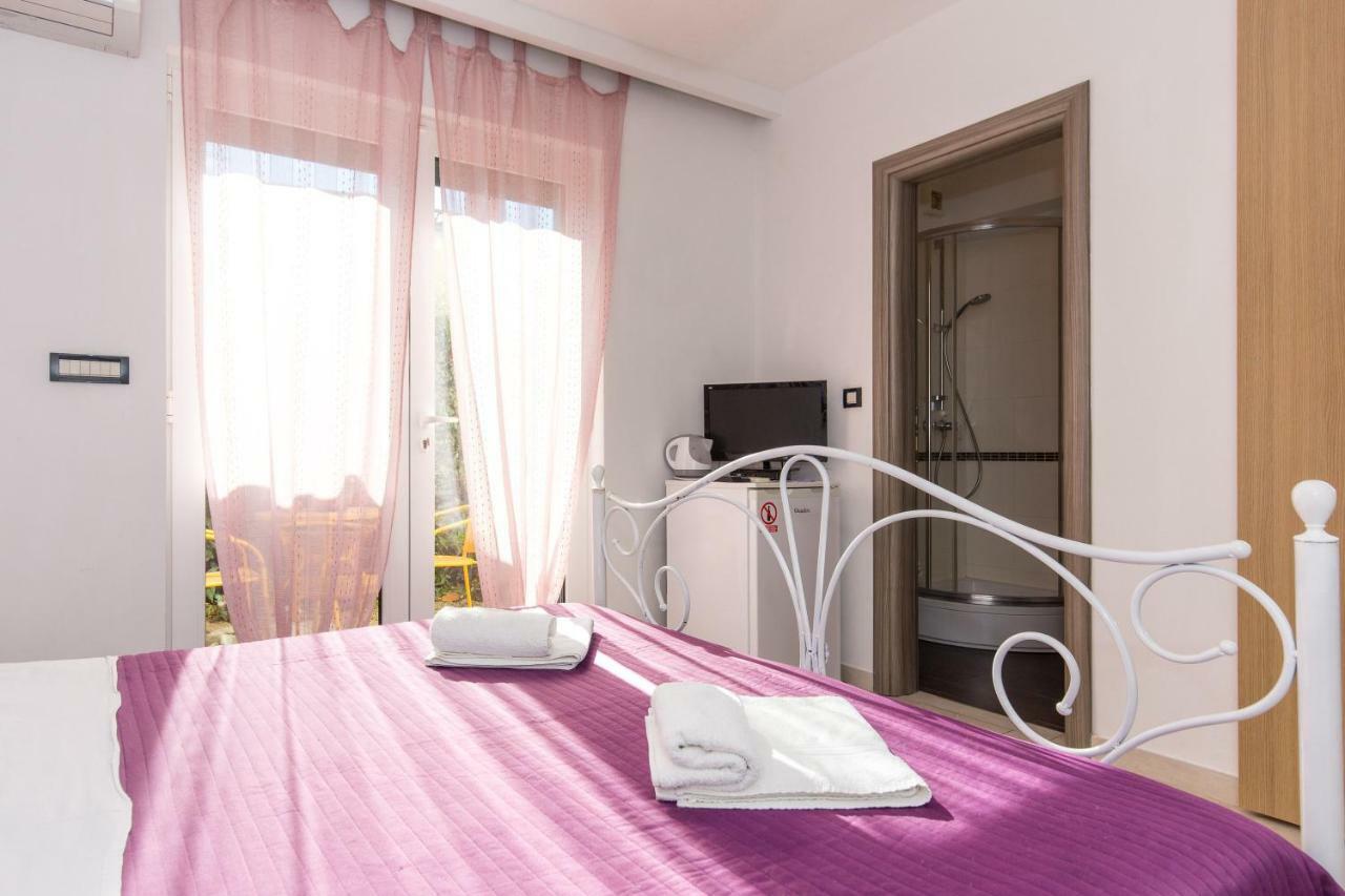 Apartments & Rooms Ddd2 Baška Eksteriør billede